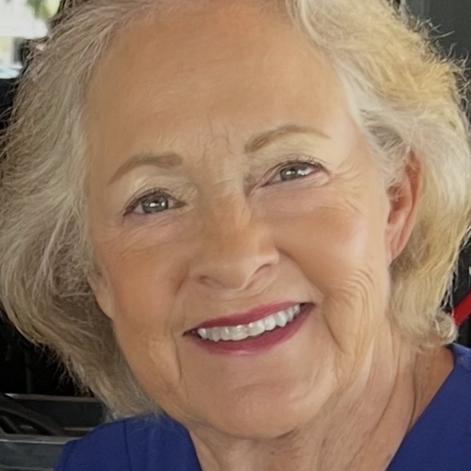 Advisor Spiritualist Julie